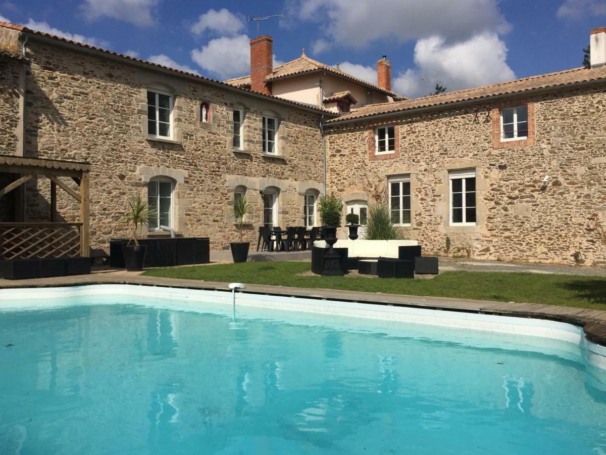 Bed and Breakfast Logis De La Clartiere Falleron Exterior foto